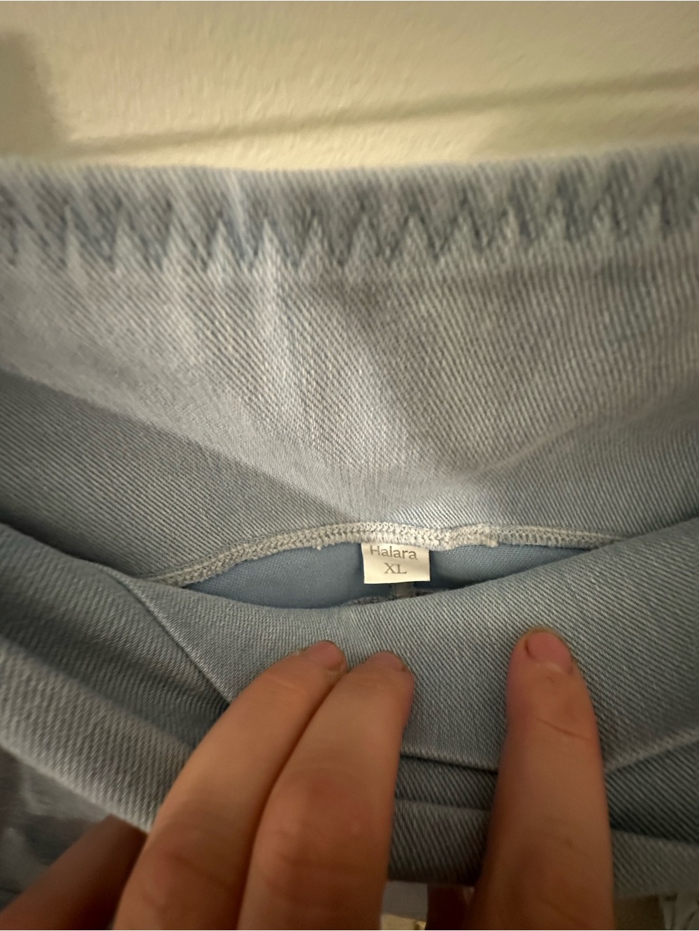 NWOT Halara Flex™ Crossover High Waist Pockets Wide Leg Washed Denim shorts - Picture 4 of 5